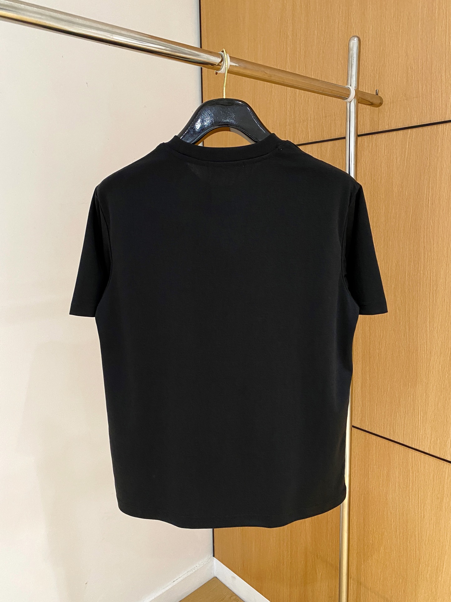 short sleeves